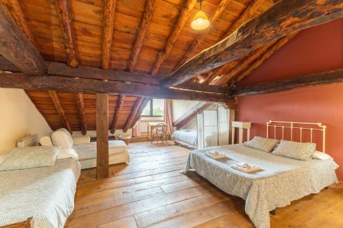 Viesnīcas āriene, La Casona y Casitas de Tabladillo in Paradinas