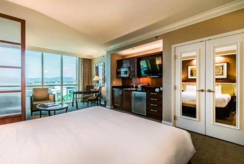 The Signature MGM Las Vegas - image 14