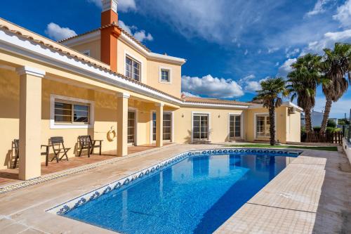 Villa Alvor – khách sạn tại Marachique
