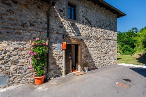 Зовнішній вигляд готелю, Casale di Polly in Garfagnana in Мiнучанно
