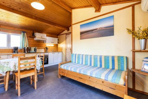 Viesnīcas āriene, Chalet Yoya in Lanton mazpilsēta