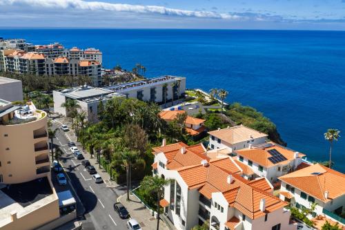 Duplex - ManMar Residences in ฟุนคาล