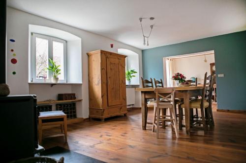 Viesnīcas āriene, Ferienhaus auf Gut Weimarschmieden in Fladungen