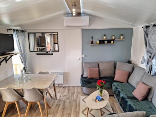 A szálláshely kívülről, Mobil-home camping Mar Estang in Canet-en-Roussillon