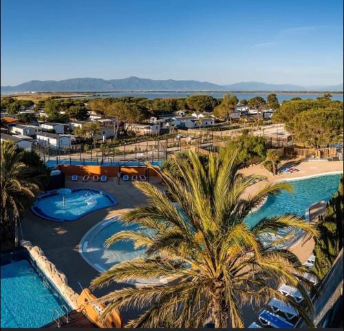 A szálláshely kívülről, Mobil-home camping Mar Estang in Canet-en-Roussillon