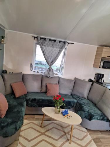 A szálláshely kívülről, Mobil-home camping Mar Estang in Canet-en-Roussillon