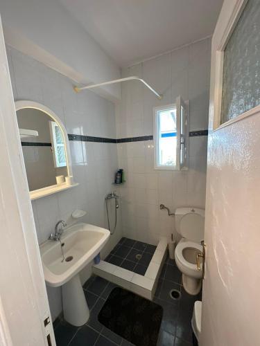 Fürdőszoba, Family Apartment in Potamos Kythira in Potamósz (Attika)