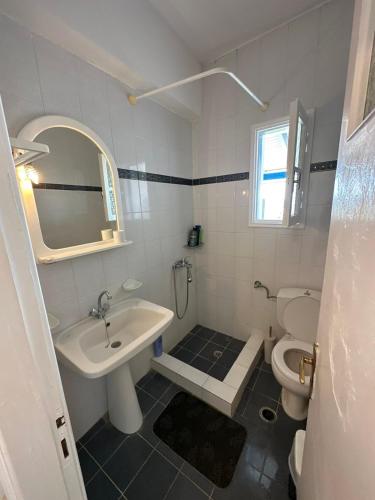Fürdőszoba, Family Apartment in Potamos Kythira in Potamósz (Attika)