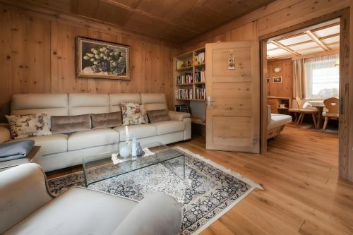 Ciasa Ilda - Charming House 120 M2