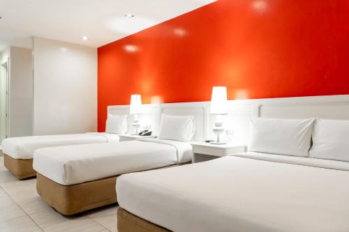 Ecotel by L'Fisher Hotel in Bacolod (Negros Occidental)