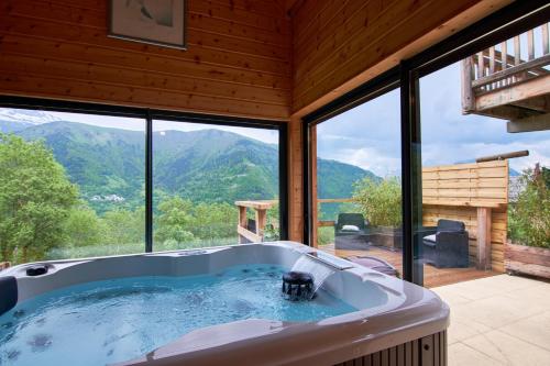 Istaba viesiem, chalet la traverse in Allemont