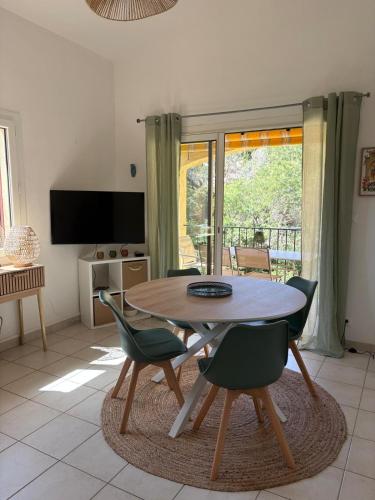 Bel appartement T2 au calme - Les Résidences de Saint-Clair à 6min à pieds de la Très belle plage de ST CLAIR - Parking, Clim, WIFI