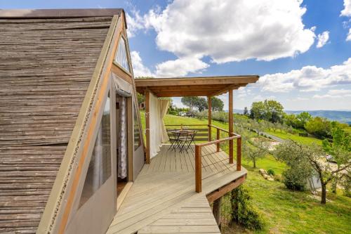 Зовнішній вигляд готелю, Glamping Le Ginestre in Монтеверді Маріттімо