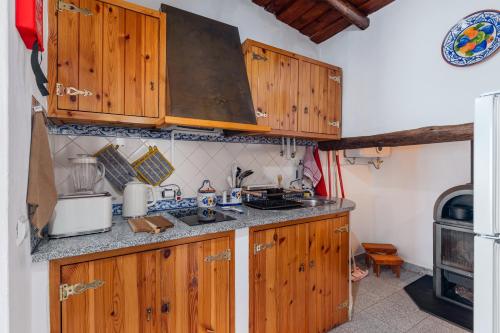 virtuve, Descanso Alentejano -Casa d'aldeia in Campinho