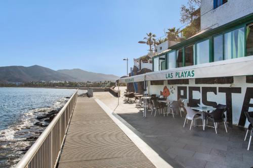 ทัศนียภาพภายนอกโรงแรม, Neral relax in ลาสปลายิตาส