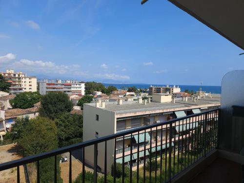 Grand studio vue mer Cap d'Ambre