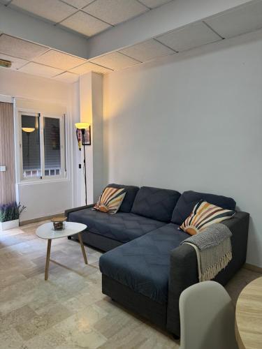 Central loft next to the beach Newly renovated