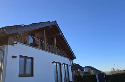 A szálláshely kívülről, Schöne moderne Ferienwohnung-Balkon-Fahrradparkplatz-Wallbox (Schone moderne Ferienwohnung-Balkon-Fahrradparkplatz-Wallbox) in Hürtgenwald