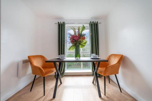 Stylish 2-Bed Manning Gardens