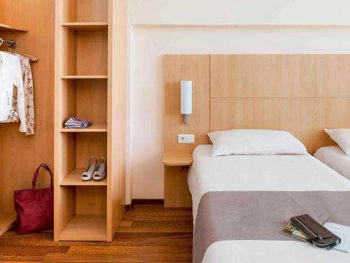 1 twin bed