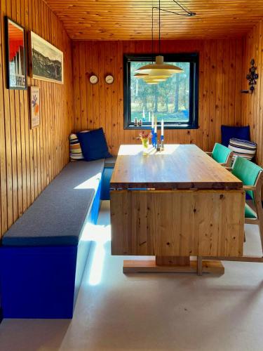 Buitenkant, Authentic 1965 Summer House Near Bisnap Beach in Hals