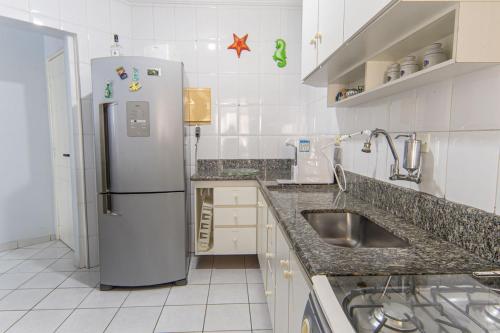 Apto com Garagem poucos passos da Praia Aviacao - image 2