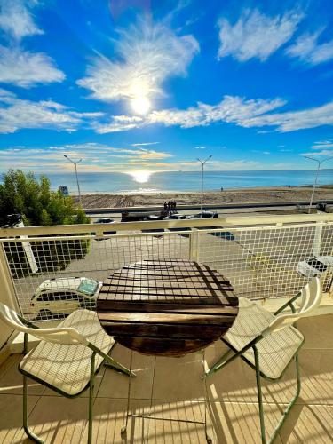 Boulevard 10 - Dúplex FRENTE al mar con balcón