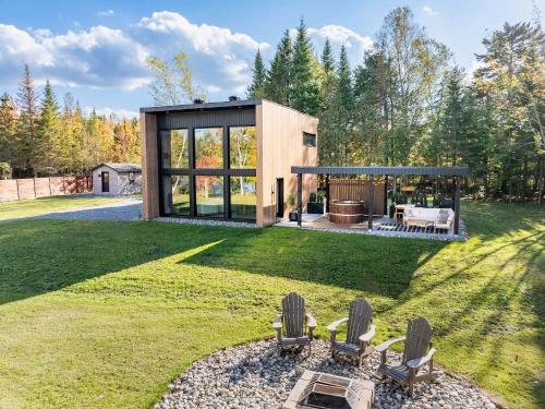 . Private Spa & Direct Lake Access - Le Maka