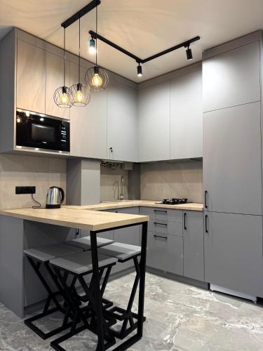 1bd Apartment in Sanville Park, Sviatopetrivske - 2 floor 311 in Sviatopetrivske