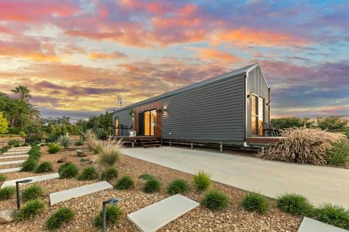 Three Ponds Estate in Temora