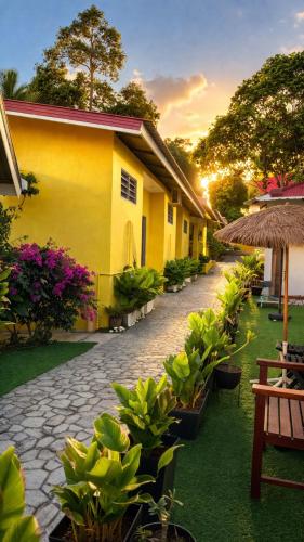 Fiqthya Chalet & Cafe in Kampung Air Batang / ABC Beach
