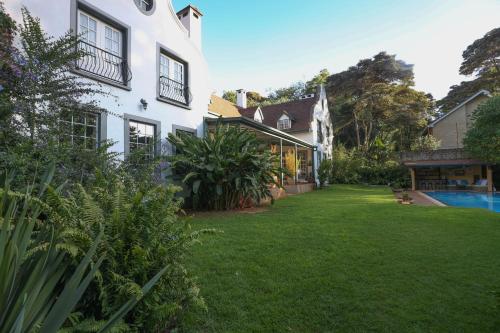 Patogumai, Karen Gables in Nairobis