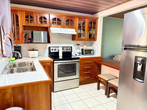 Family 2bd apt near Quepos/Manuel Antonio in Damas