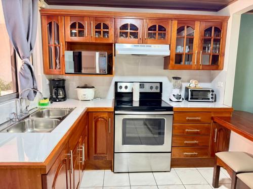 Family 2bd apt near Quepos/Manuel Antonio in Damas