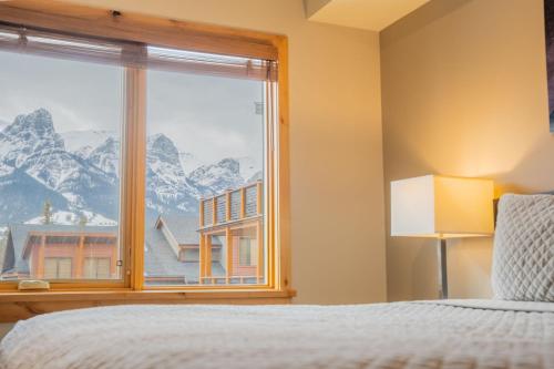 White Spruce Condo by Canadian Rockies Vacation Rentals - image 4