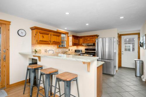 57 Wood Avenue Sandwich - - Cape Cod in Sandwich, USA