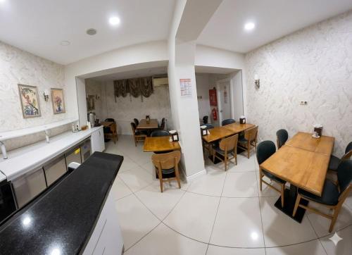 Hotel Licus - image 11