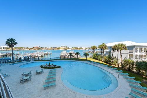 Swimming pool, Bella Luna 908 in Orange Beach (AL)