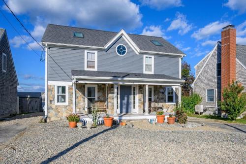 Town Neck Beachside Hideaway in 桑德威奇 (MA)
