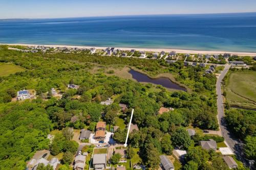 5 Beach Road East Sandwich - Sandy Toes & Salty Kisses in East Sandwich, USA