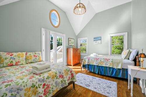 Coastal Escape: Steps to Red River Beach - image 3