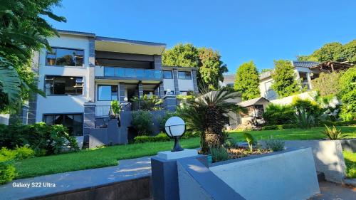 The Mansion Lodge