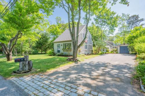 Cape Cod Haven: Cozy Home Near Gray's Beach in Yarmouth Port (MA)