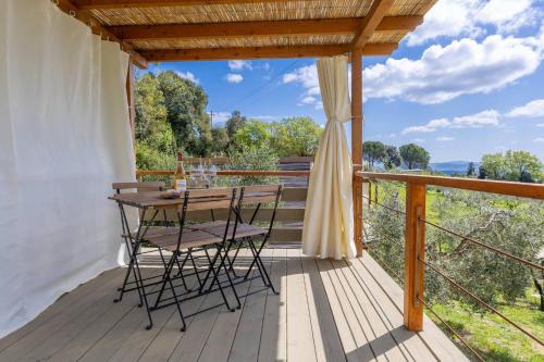 Glamping Le Ginestre in Монтеверді Маріттімо