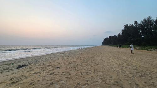 Sukumara Homestay Unique Eco Luxury Mud and Bamboo Beachfront Villa in Valapad