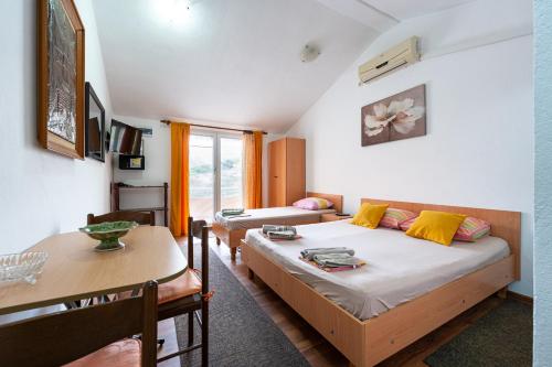 Apartment Matkovic - image 22