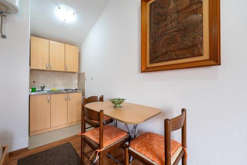 Apartment Matkovic - image 32