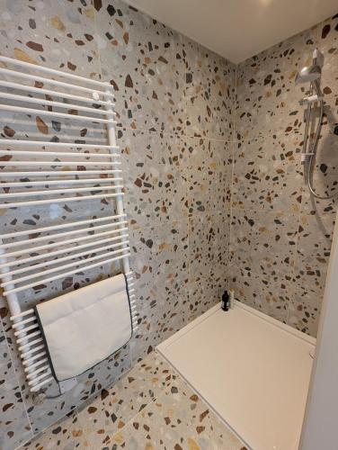 Bathroom, The Lodge in Swardeston
