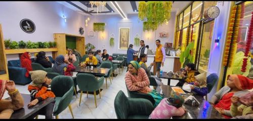 Hotel G L Palace And Restaurant in Chomu