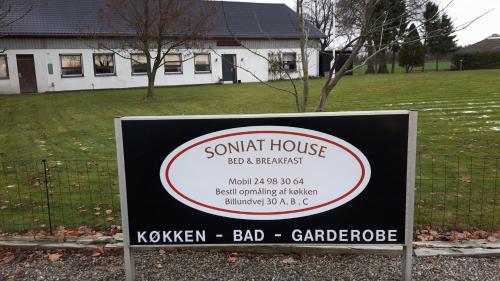 Soniat House